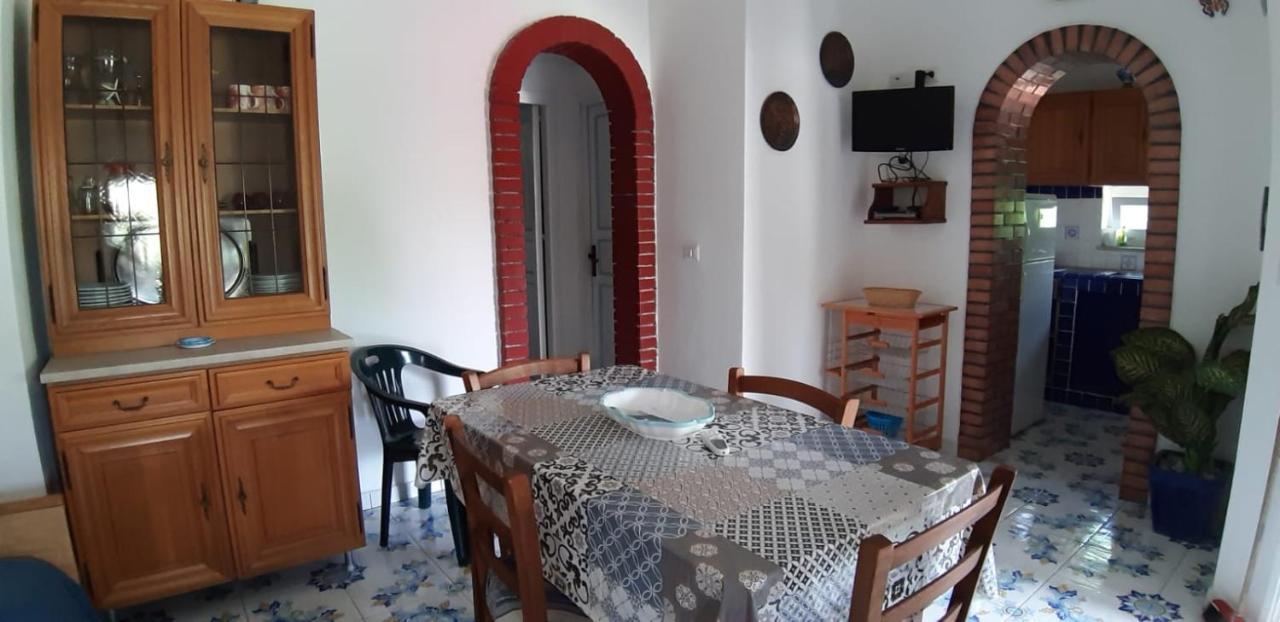 Villetta Dei Limoni Vulcano  Extérieur photo