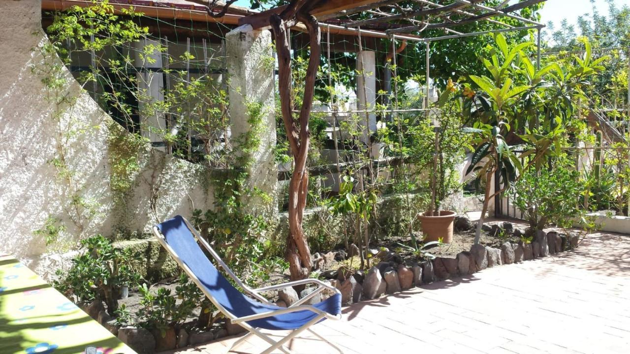 Villetta Dei Limoni Vulcano  Extérieur photo